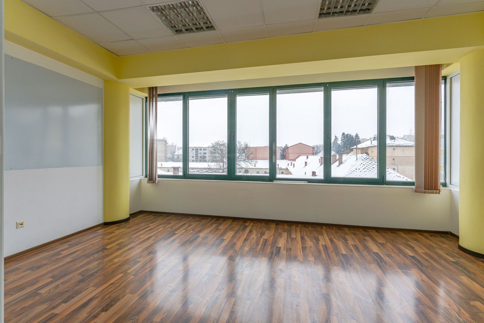 Închiriere spațiu birouri Patria: 194 mp total cu opțiune de fracționare - Poză 7