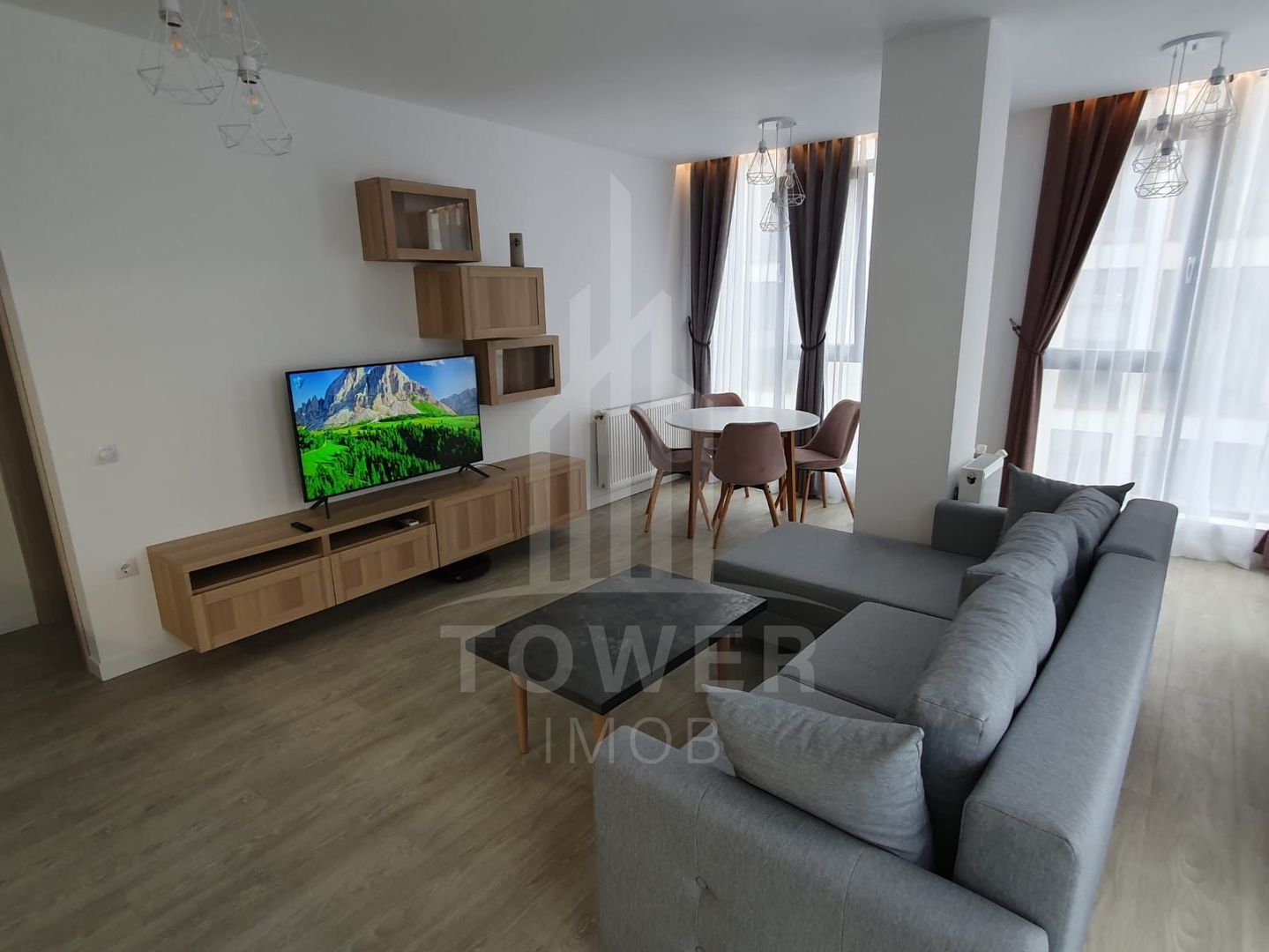 Apartament 3 camere de închiriat Doamna Stanca - Poză 2