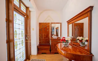 Ovidiu Sud - Zona premium - Vila impozanta, curte mare, garaj, terasa! - Poză 20