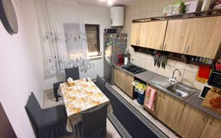 Casa de vanzare mobilata in Popoveni an2017 332mp teren - Poză 6