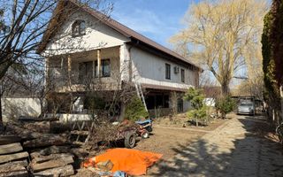 Casă/Vilă de vânzare în comuna Târgu Trotuș, județul Bacău. - Poză 2