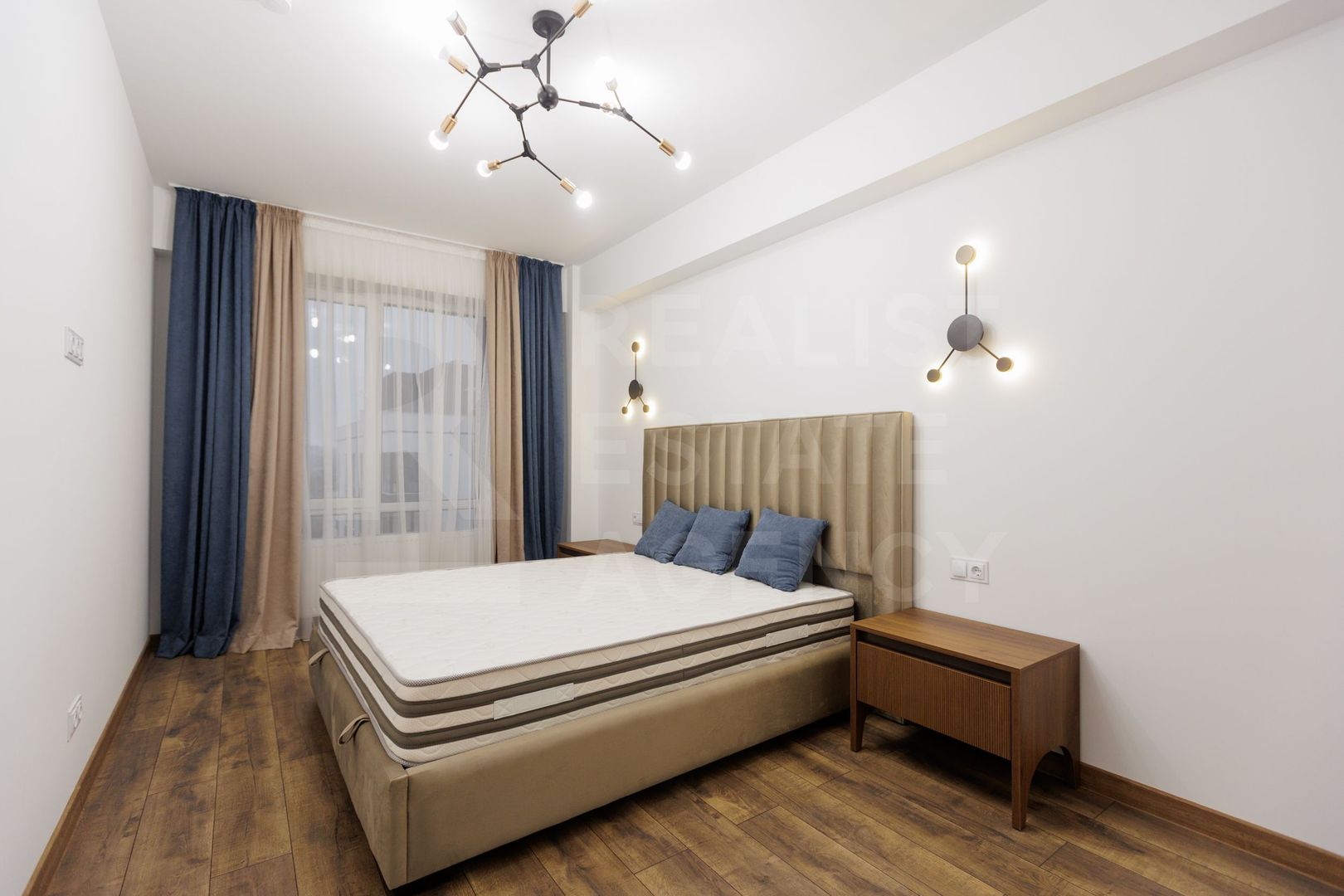 Vânzare, apartament, 2 camere,  str. Calea Ieșilor, Sculeni. - Poză 7