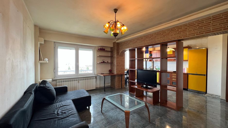 Apartament cu Panoramă Deosebită | Panduri - Cotroceni | Bloc Monolit 1990 - Poză 3