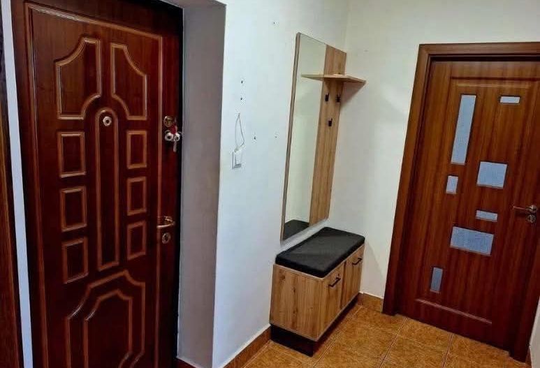 BRASADAS vinde ap 2 cam etaj 3/4 in Solidaritatii. - Poză 4