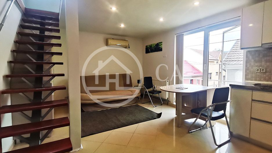 Apartament la casă de închiriat cu 2 camere în zona Centrala, Oradea - Poză 1