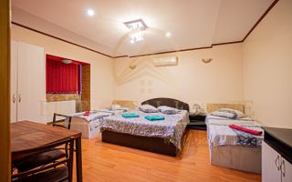 Casă spațioasă cu funcțiune de pensiune – Kamsas - Poză 10