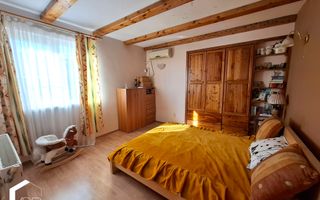 Casa tip duplex cu 6 camere, zona Republicii - Poză 15
