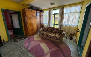 Casa Spatioasa D+P+1+M – 615mp - Teren 1000mp - Rovine - Poză 8