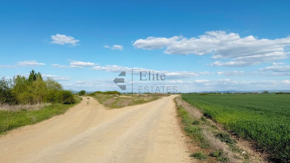 Teren extravilan 6450 mp in Osorhei acces din DN1 - Poză 1