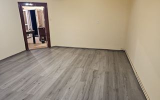 De vanzare casă lingă cetate - Poză 7