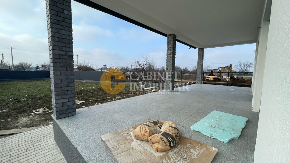 Vila Individuala LA ASFALT centru Aroneanu - 640mp teren - PREMIUM - Poză 13