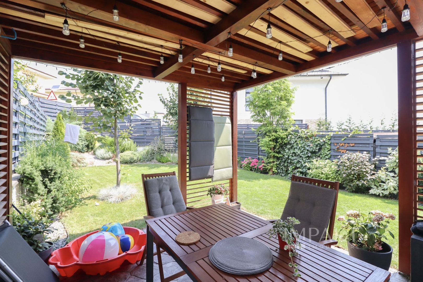 Casa cuplata minunata de vanzare, situata in cartier Voronet! - Poză 21