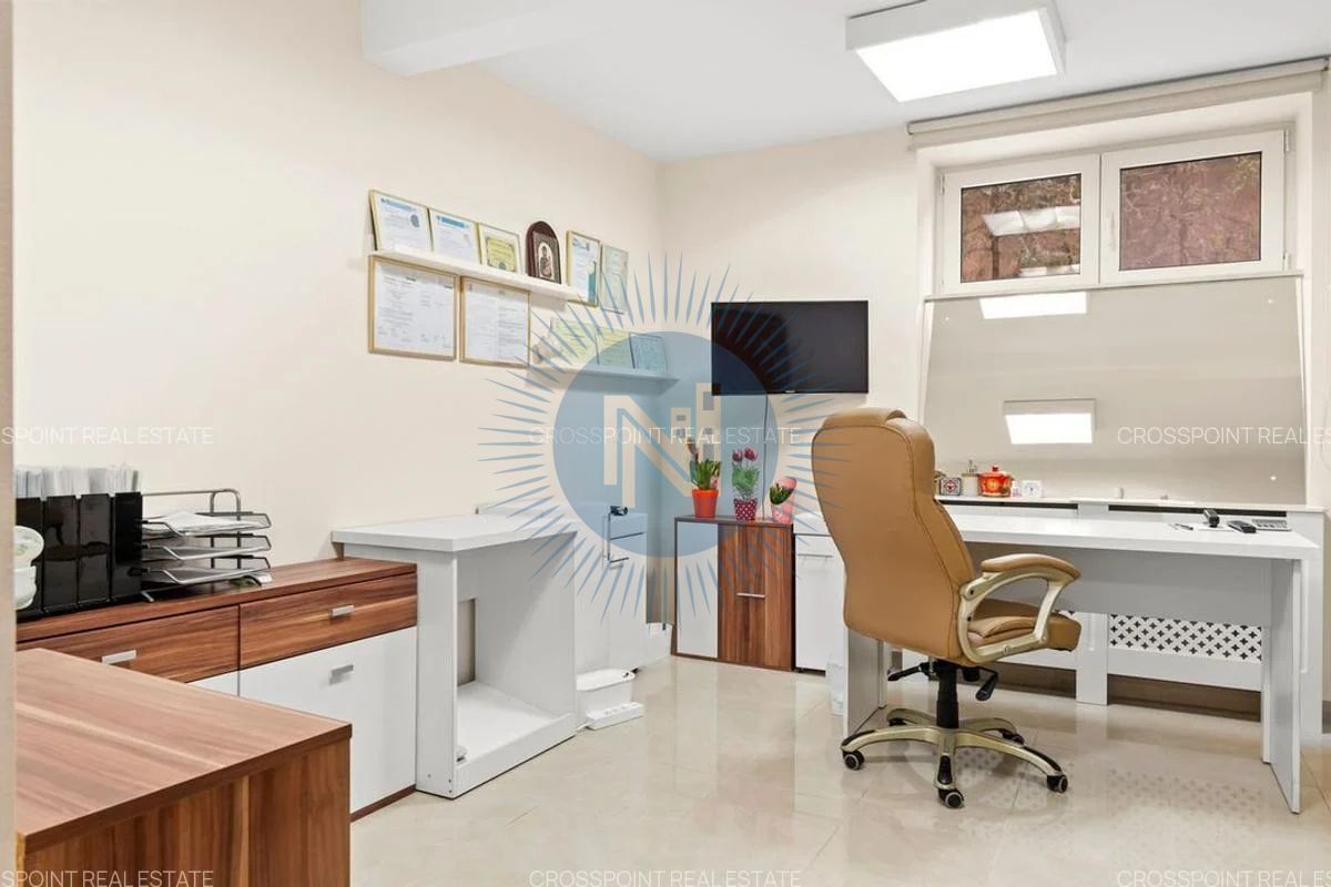 Apartament in vila Capitale plus Demisol - Poză 28
