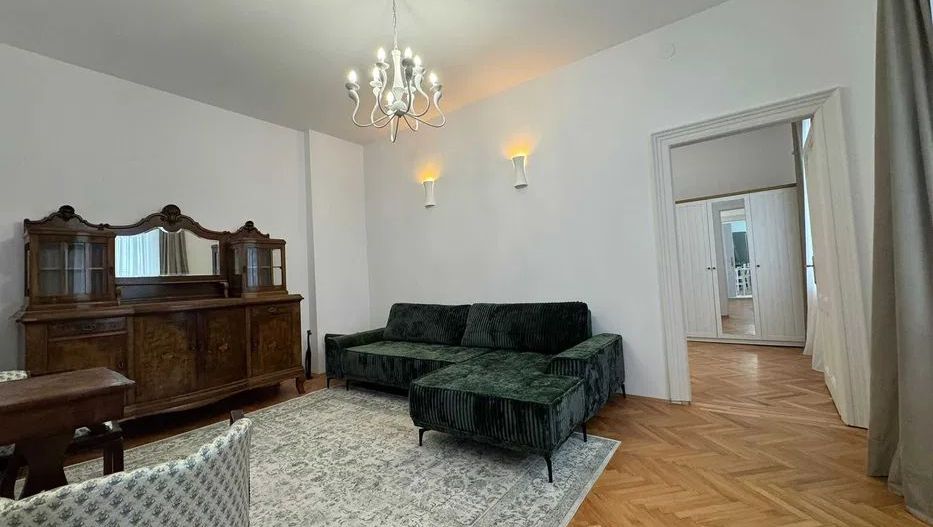 Apartament 3 camere ultracentral | Etaj 1 | Bloc tip vilă | Grădină și parcare - Poză 3