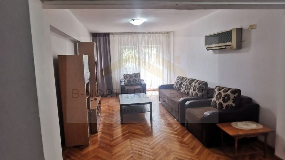 Apartament 2 camere de închiriat | Bulevardul Unirii 33 | Vedere la bulevard - Poză 2