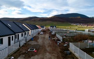 Casă / 2 camere / Codlea / Credit - Poză 27