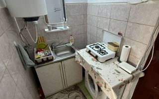Garsonieră mobilată și luminoasă | Henry Coandă | Etaj 1 - Poză 4