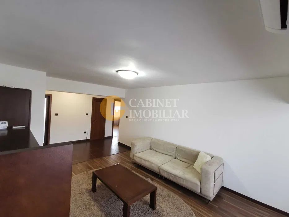 VISANI - 3 CAMERE DECOMANDAT - ETAJUL 1  + 2 LOCURI PARCARE - Poză 2