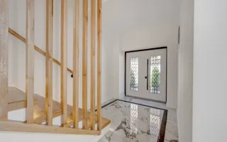 Vilă noua - spațioasă - terasa superbă - loc de parcare - cea mai frumoasa strada - Poză 11