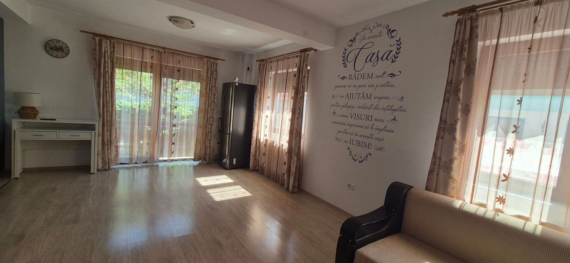 Vilă cu grădină exotică, într-un cartier liniștit – Lazu, Constanța - Poză 4
