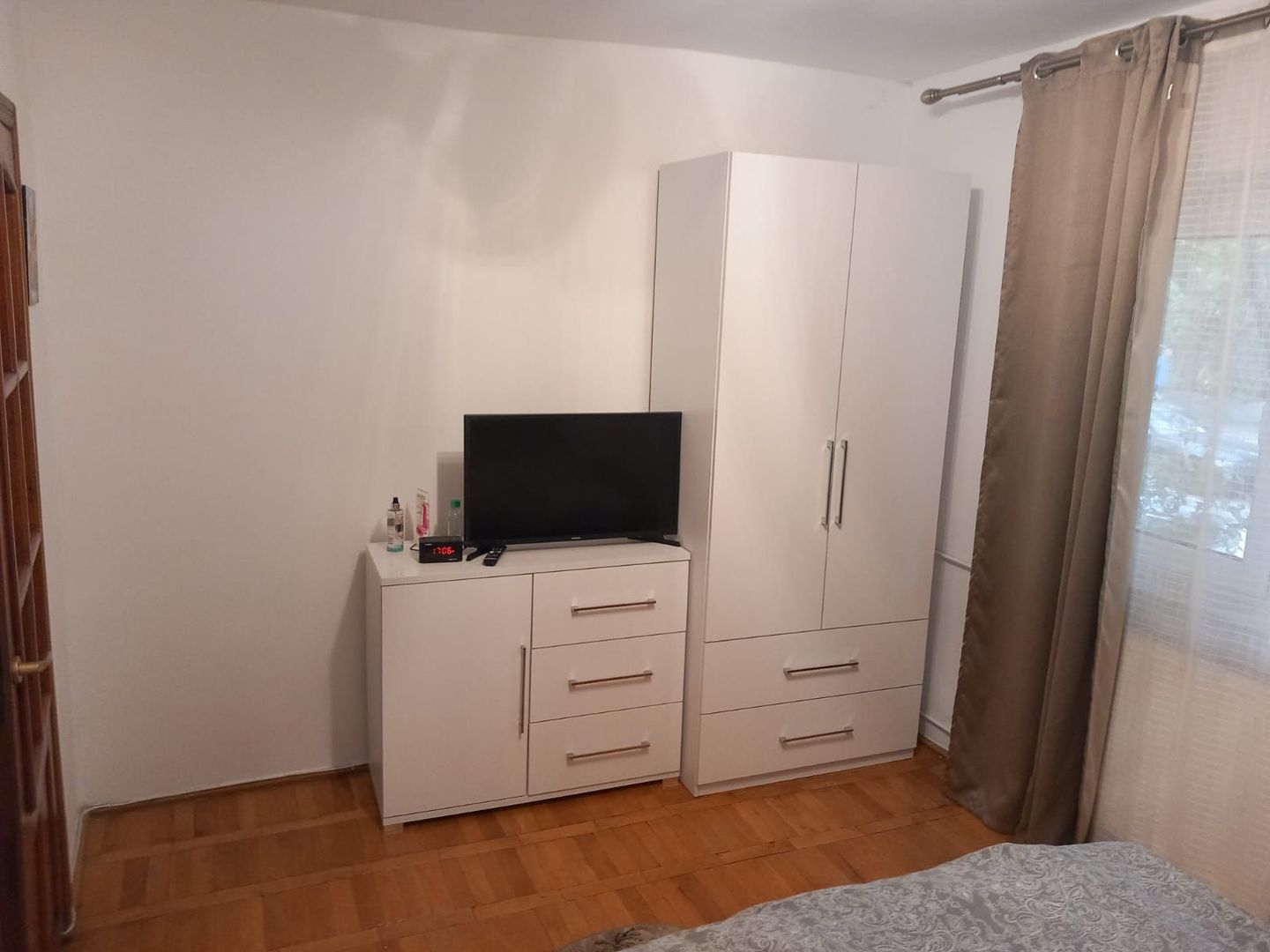 Girocului | 3 Camere | Decomandat | Boxa | Mobilat si Utilat | Centrala proprie - Poză 7