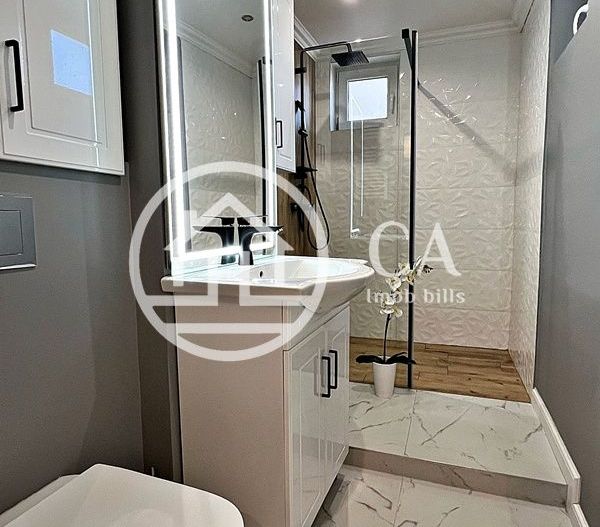 Apartament de închiriat cu 3 camere în zona Rogerius, Oradea - Poză 11