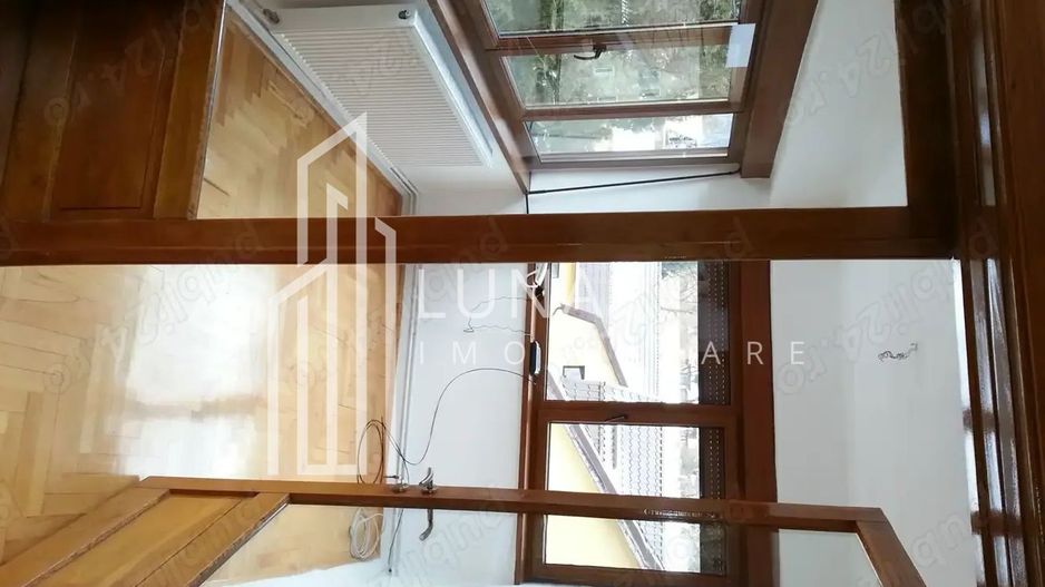 Casă individuală cu priveliște spectaculoasă – Ultra central Brașov - Poză 3