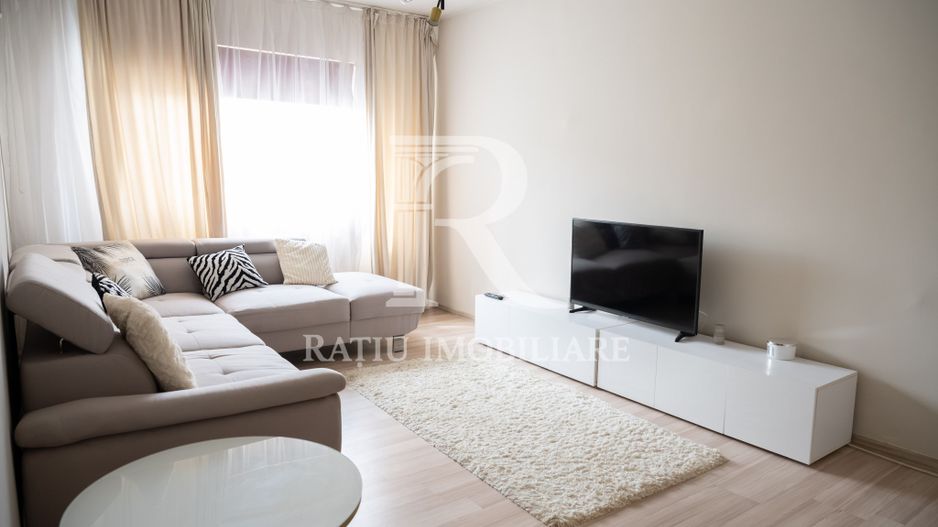 Apartament cu 3 camere | Decebal | Doinei | 58 utili | Oradea - Poză 2
