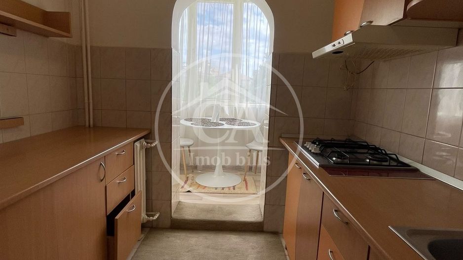 Apartament de închiriat cu 3 camere în zona Decebal, Oradea - Poză 11