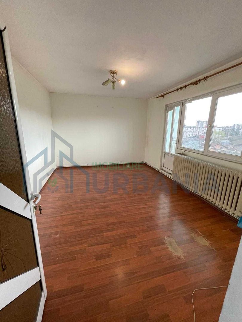 Apartament 3 camere, decomandat, în zona Cantemir - Podul de Piatră, Iași - Poză 1