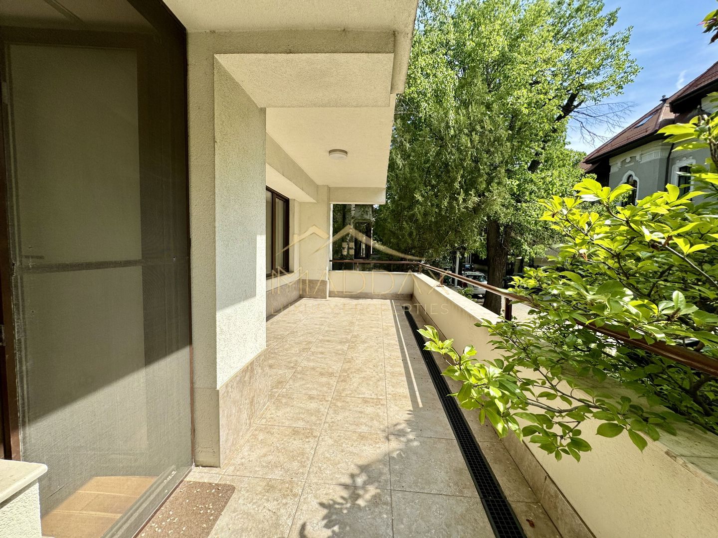 Apartament cu 4 camere 250mp* 2 parcări subterane / Dorobanti-Capitale - Poză 3