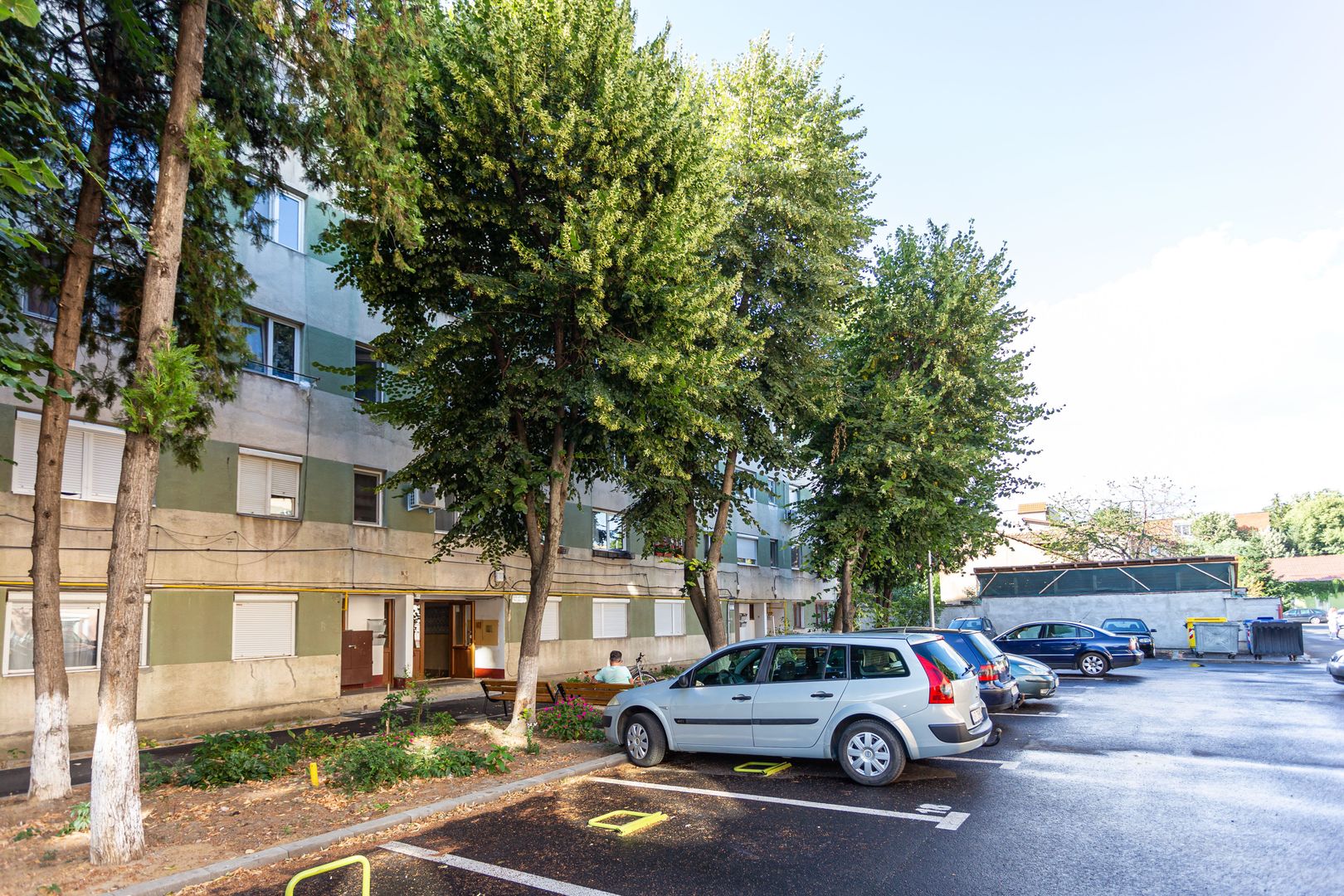 Ap cu 4 camere, la etajul 3, zona Kaufland, Banu Mărăcine - Poză 10