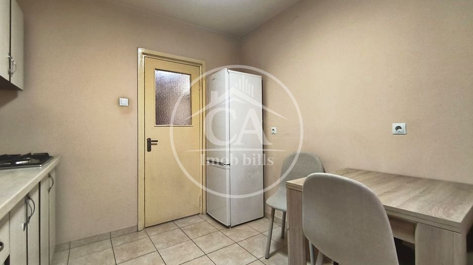 Apartament de vanzare cu 3 camere  in zona Centrala, Oradea - Poză 9