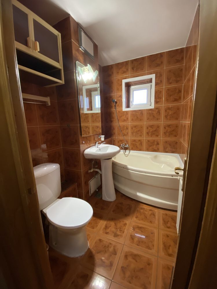 Inchiriez apartament - Poză 8