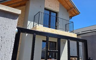 Casă Berceni P+1+pod, 5 camere, 146 mp utili, teren 400 mp - Poză 2