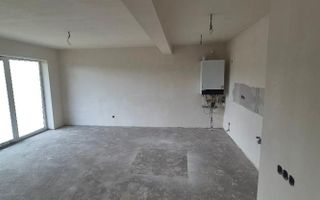 Spațiu, intimitate și grădină proprie – apartament în vilă cu 160 mp - Poză 1