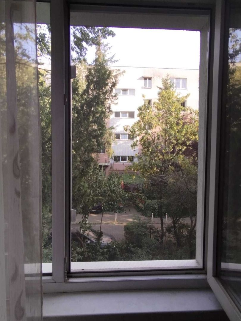 Vand apartament 4 camere zona Titan-Auchan/Ozana - Poză 3