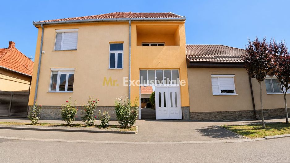Casă cu 3 dormitoare și teren de 539 mp, Satu Mare str St, O Iosif - Poză 1