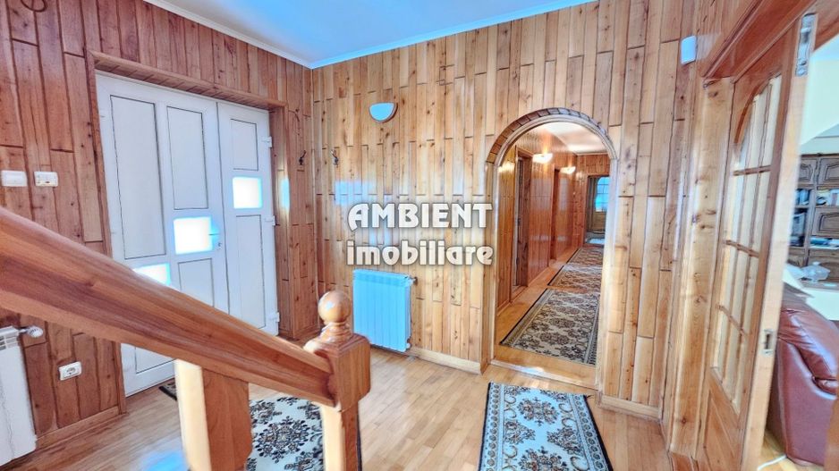 VILĂ P+1E, teren 2.200 mp, zona CASTANILOR; - Poză 12