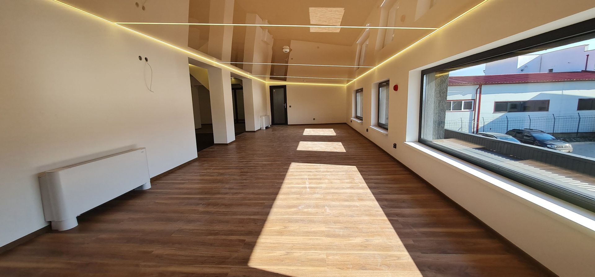 Spatiu comercial / birouri in cartier Izvor - Poză 1