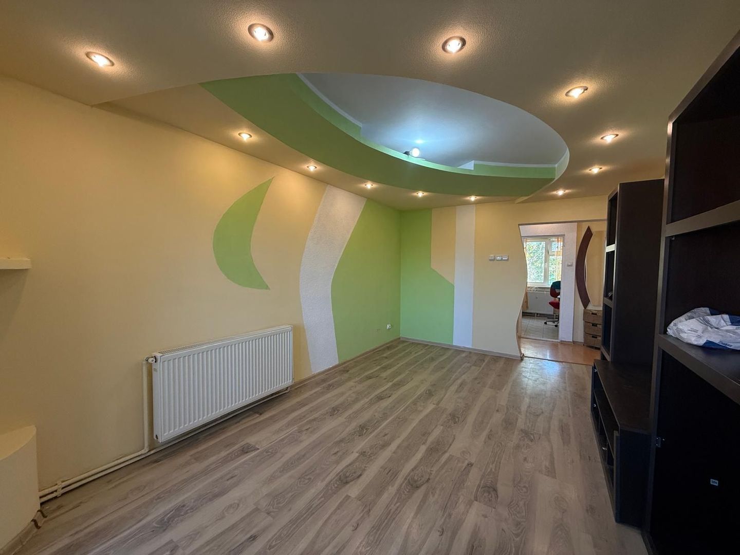 De Vanzare | Apartament cu 3 Camere | Mazepa 1 | Pret: 75.000 Euro - Poză 1