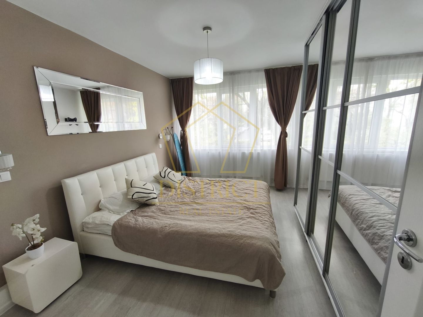 Apartament deosebit cu 2 camere | Torontalului | Iulius Mall - Poză 1