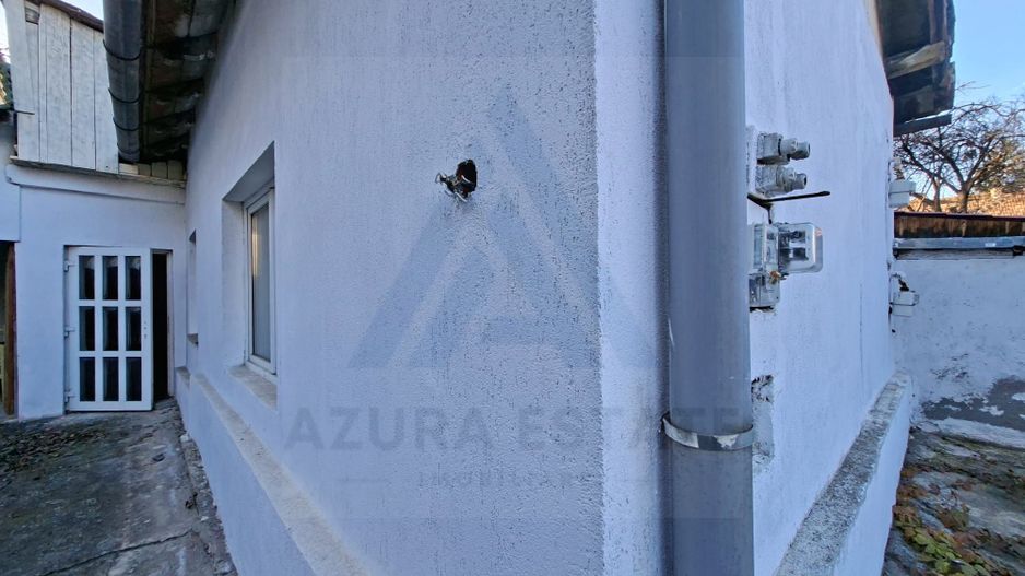 Casa 3 camere baie cu geam pivnita si teren 151 mp in zona Centrala - Poză 10