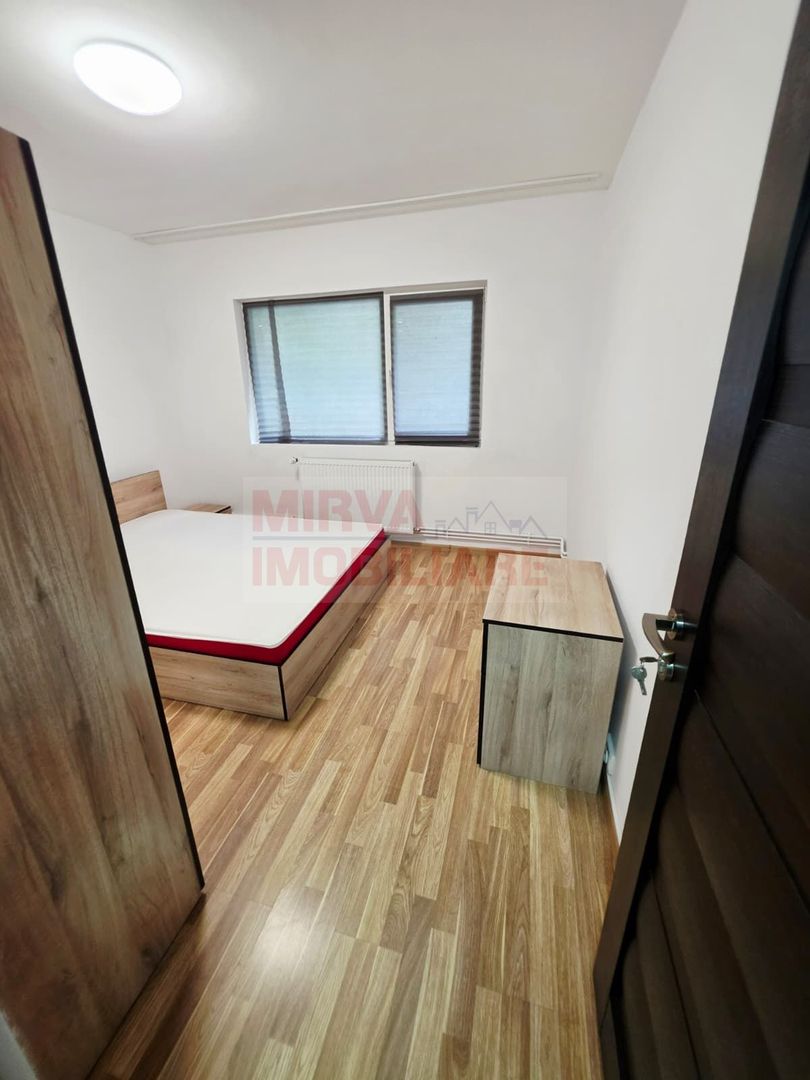 Apartament 3 camere de inchiriat, 9 Mai, 2 bai, beci - Poză 21