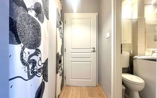 Tur virtual- 2 camere, primitor si luminos, cu garaj, in zona Centrala - Poză 34