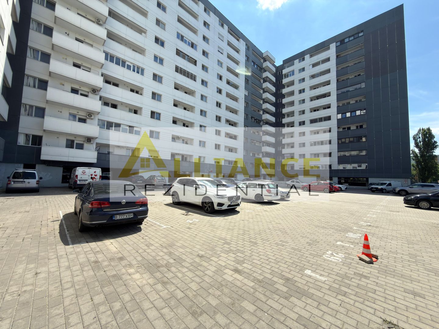 Apartament 2 camere 60 mp Boxa Parcare Subterana Metrou - Poză 17