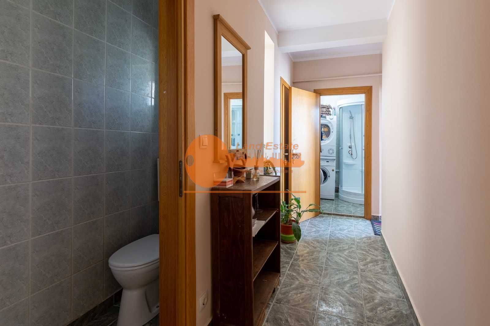 3 camere la 200m de gura de metrou Piata Unirii - Poză 1