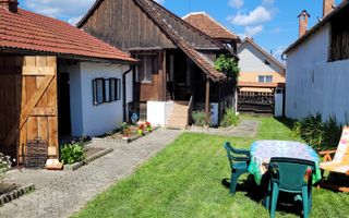 Casă monument istoric I 70 mpu I Teren 2500 mp I Săliște - Poză 2