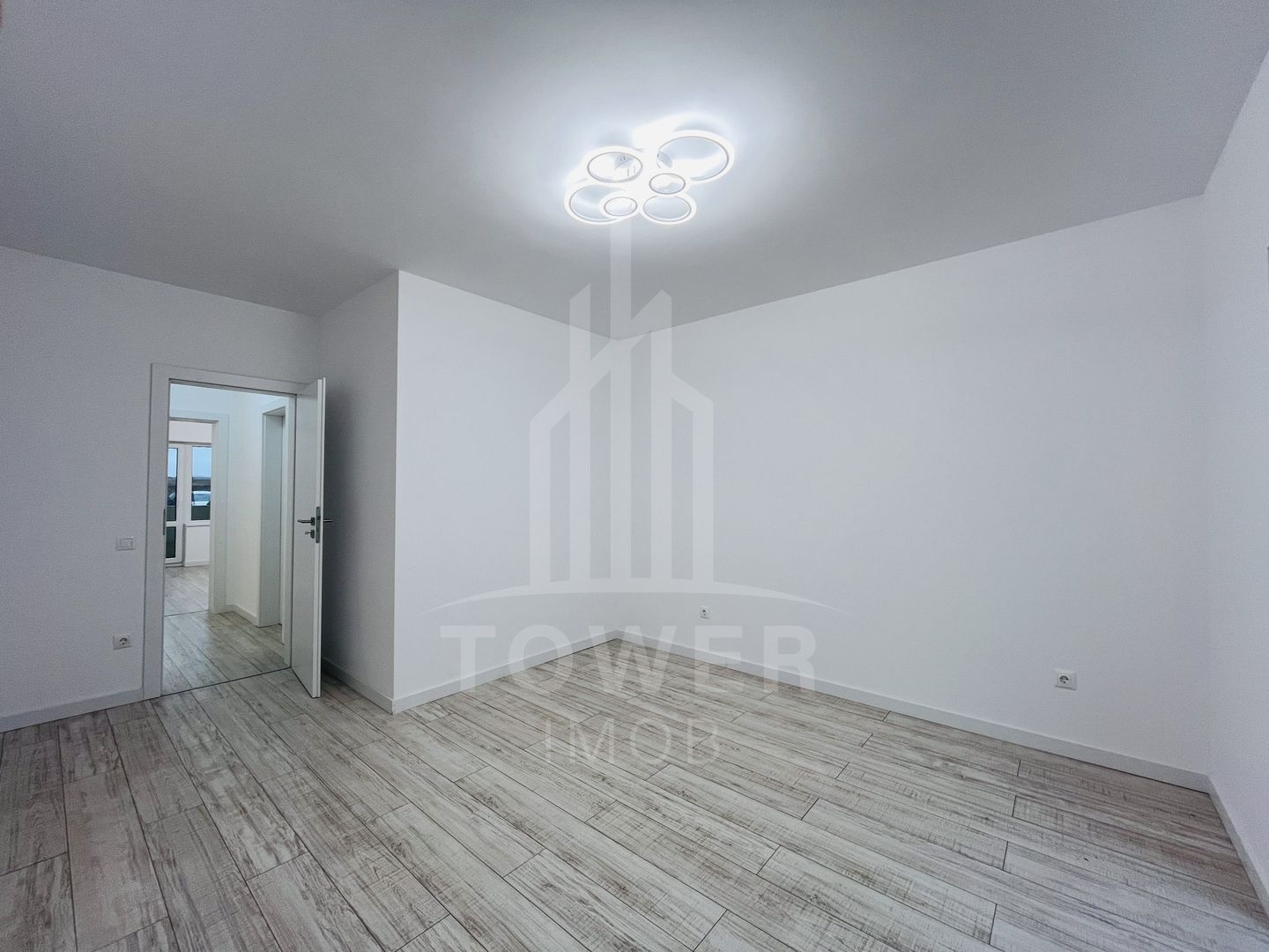 Apartament 3 camere la cheie - Poză 3