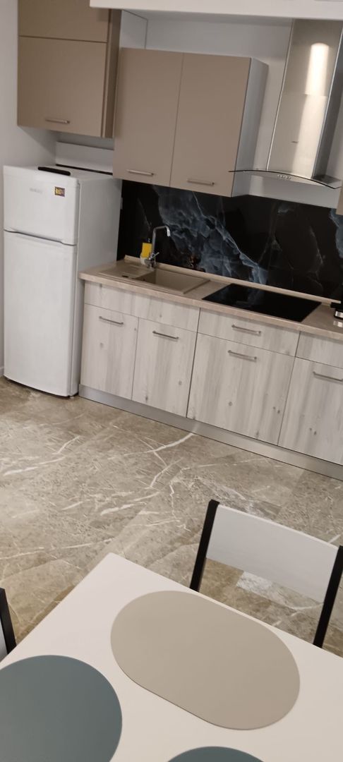 Apartament de închiriat, zonă centrală - Poză 8